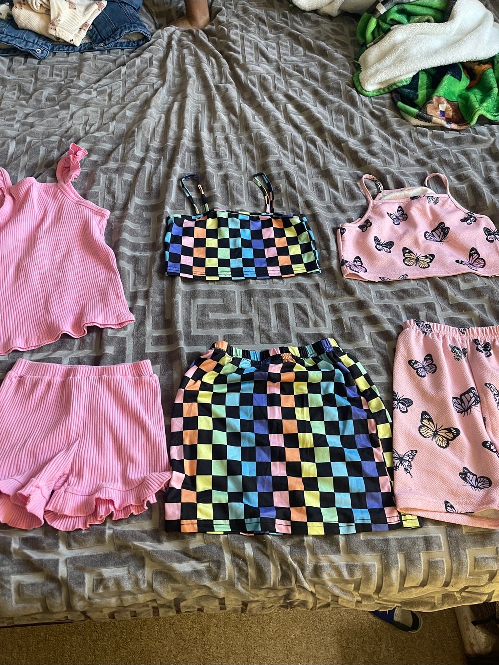 3 Kids 2-Piece sets!